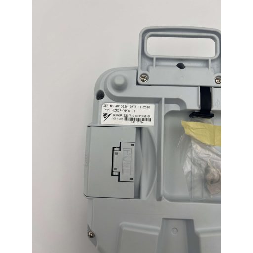 Motoman programozó pult DX100-JZRCR-YPP01-1